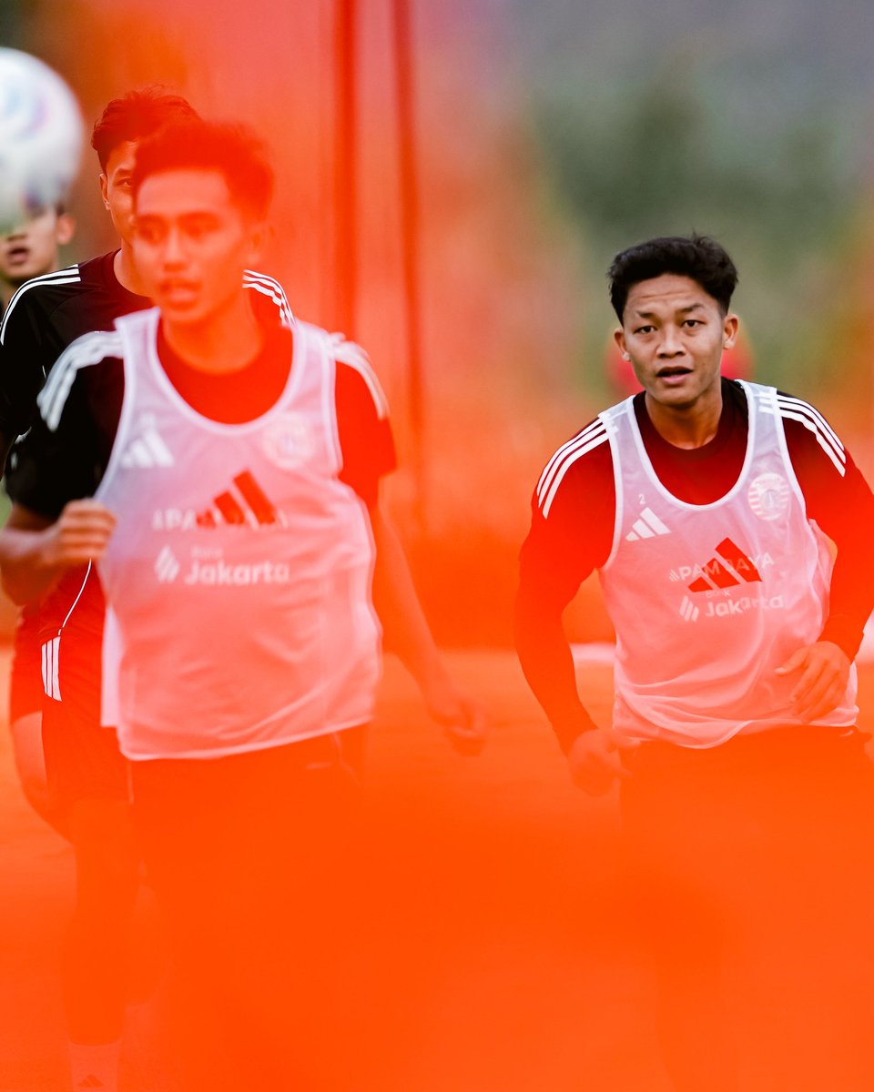 Persija_Jkt's tweet photo. 𝗙𝗿𝗼𝗺 𝘁𝗼𝗱𝗮𝘆’𝘀 𝘀𝗲𝘀𝘀𝗶𝗼𝗻. 📸

#Persija https://t.co/rHNNtvEO7r