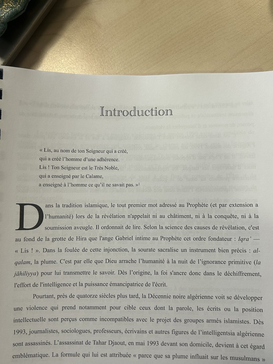 lys4w's tweet photo. Le mémoire a été rendu. 
J’ai officiellement la note de 18/20 🥹
Mon premier master s’achève ainsi
الحمد لله https://t.co/NN0L4XfvdM