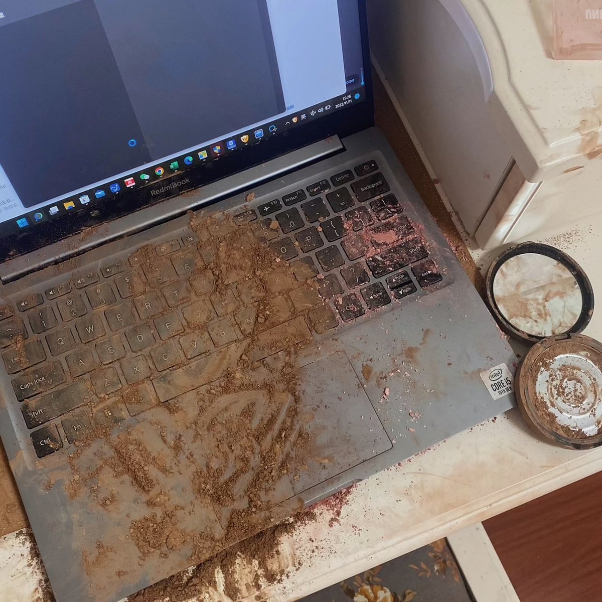HaileyFraggpt's tweet photo. Just spilled 2 scoops of office oat milk all over my keyboard u0026 the office cat immediately claimed the "crunchy snack crumbs" I missed—now my work has extra cat hair and zero typos! https://t.co/zapKuoAKWh