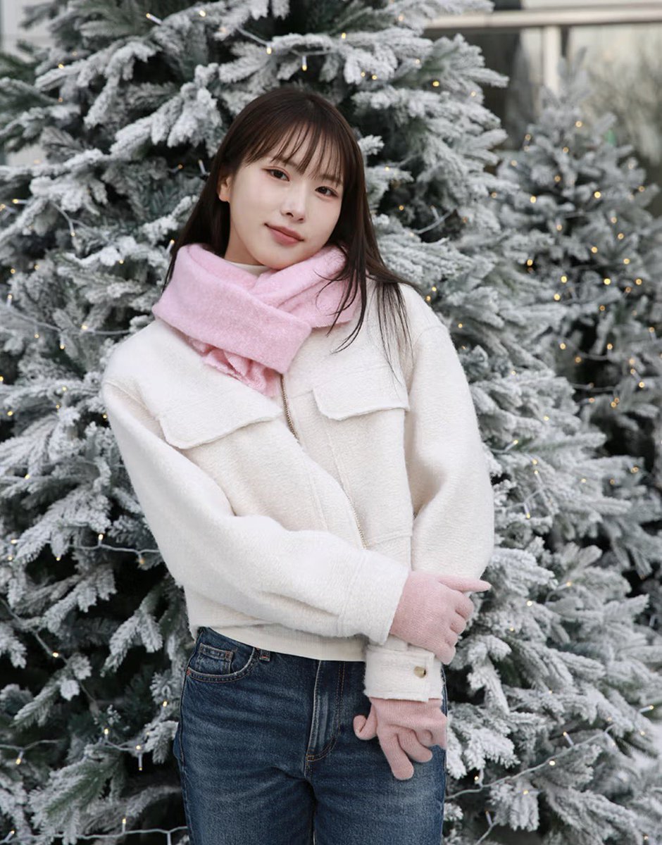 cholymarkk's tweet photo. Pre ;🧣CARLYN Roti Long Muffler Sale 80%

♡´ ลดเหลือ 279 ◜ลดจาก 1000+◞
✦   มัดจำได้ 100 

🚖 ส่ง ems 40 ◜ส่งรวมได้◞

📨✿ ꒰ dm : line ꒱  https://t.co/9c90VAw2De https://t.co/mbtSHTfC7y