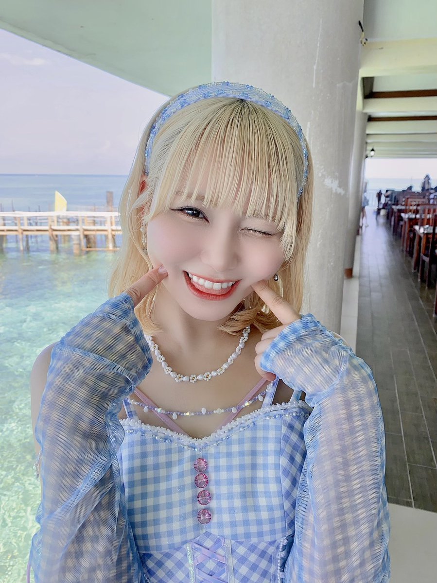 bono_hana24's tweet photo. 金髪花菜ちゃんが可愛すぎるんよ
#大場花菜 https://t.co/ijlW6yO4hG