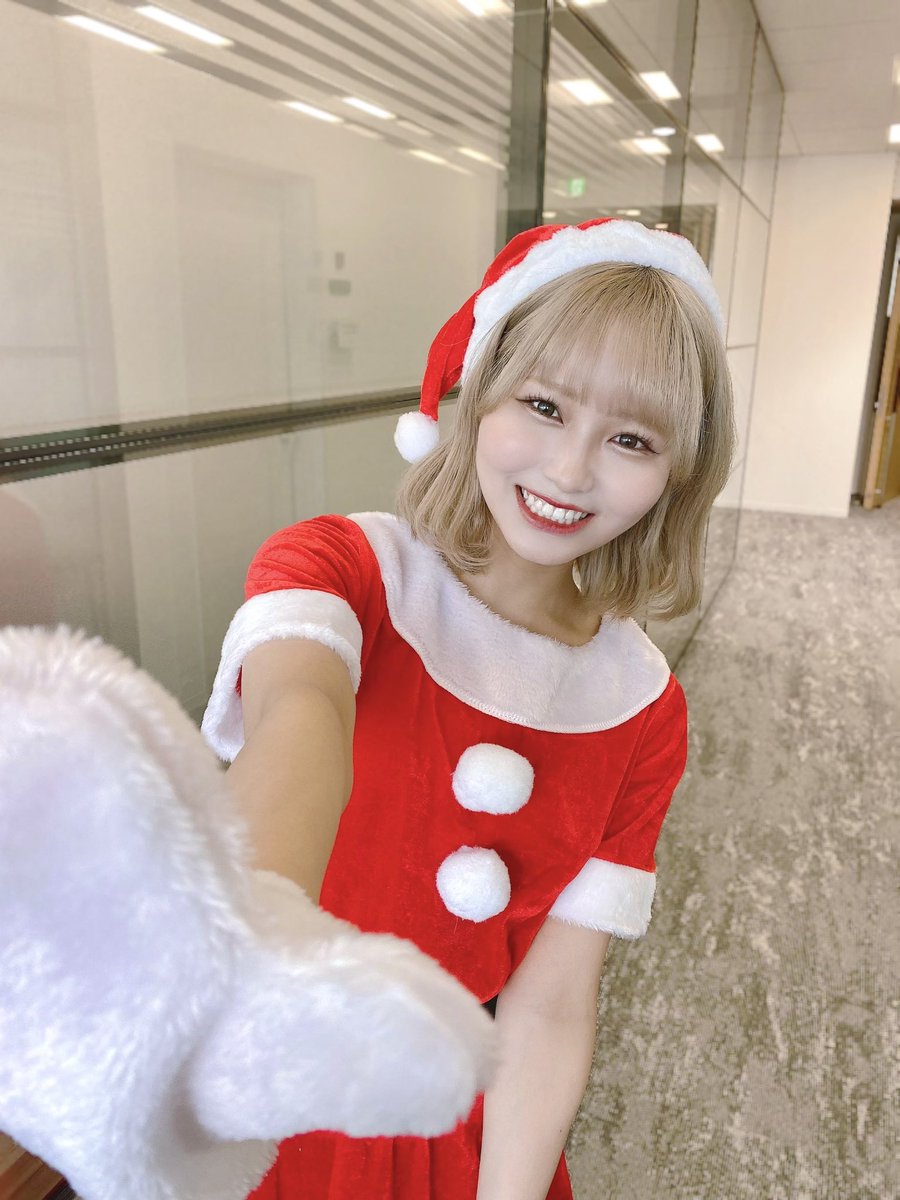 bono_hana24's tweet photo. 金髪花菜ちゃんが可愛すぎるんよ
#大場花菜 https://t.co/ijlW6yO4hG