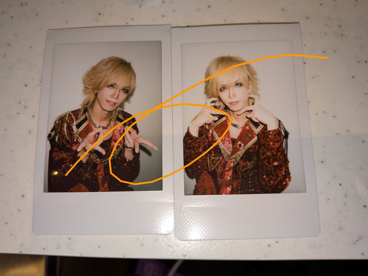 mini_trhk's tweet photo. 【交換・お譲り】
Royz 9月16日 日本武道館 当日チェキ

譲)智也さん
求)時期問わず公大さんまたは送料込み1000円(お手渡しの場合お値段応相談)

交換、譲渡の優劣ございません。
また2枚まとめて買取いただける場合お値下げさせていただきます。

ご相談だけでもお気軽にお声かけください https://t.co/8msNNVYTDY