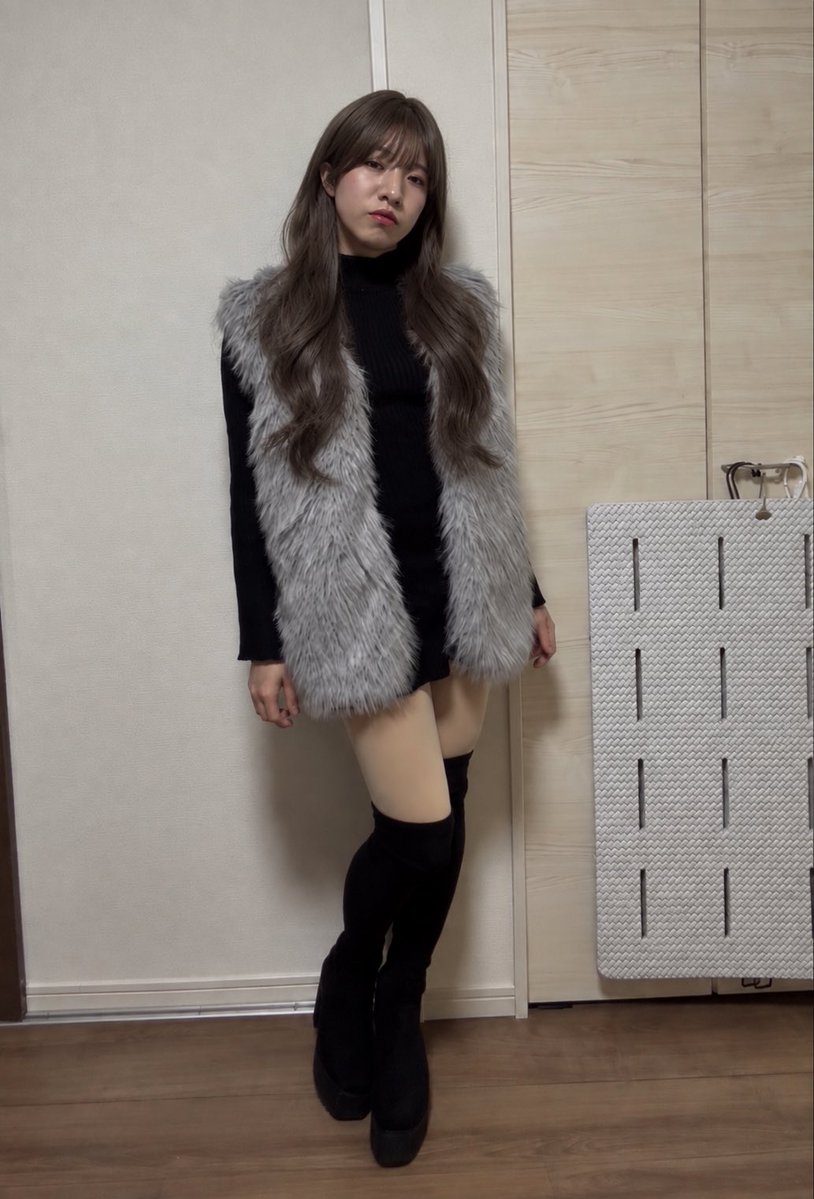 73yu__ki's tweet photo. これはチャッピーにしてもらったものだけど、どっちもいいなぁ。他にもあるけど、どうしよう〜💕😚

これがそのままならいいんだけど、怖いのはあくまで加工だから現実が怖い😂

#女装
#ある意味コスプレ https://t.co/U3gb0k9XLo