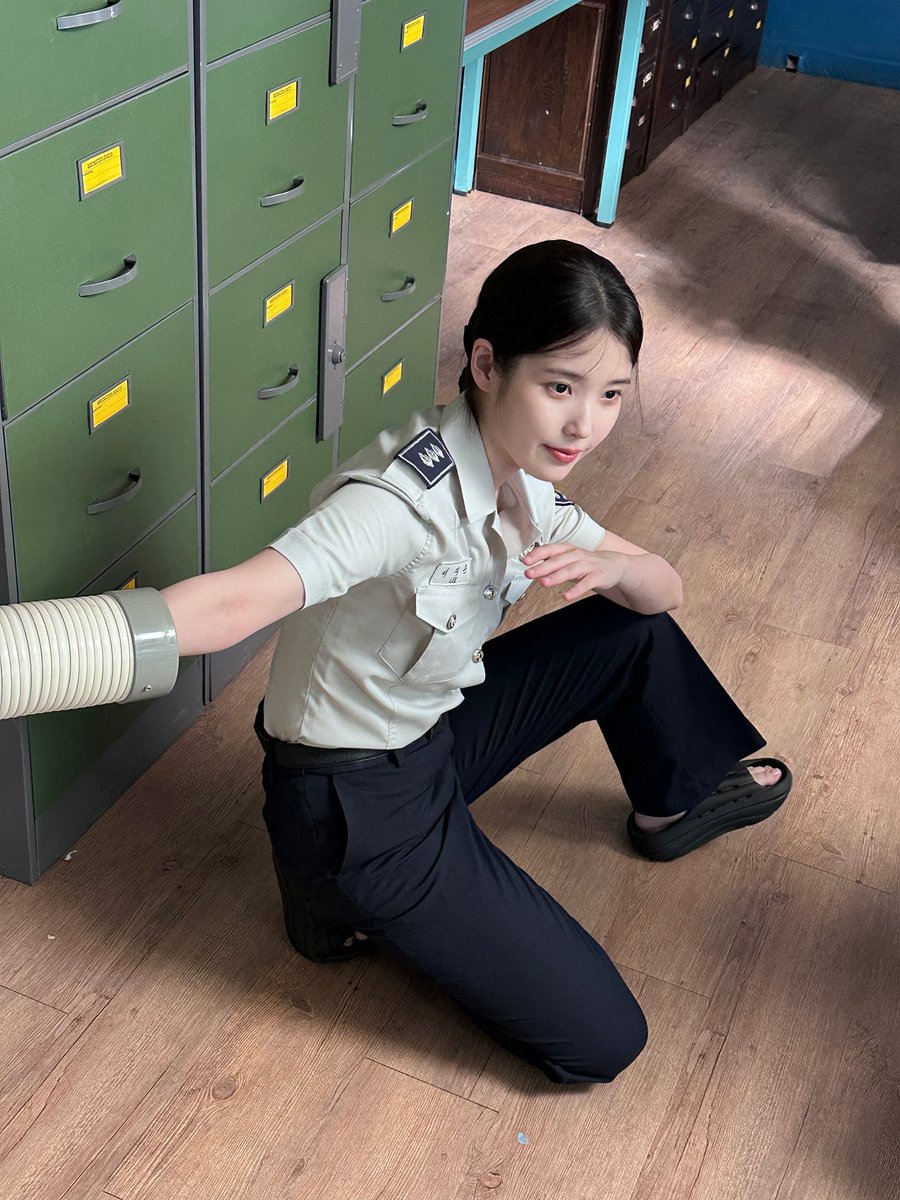 iuedelweiss's tweet photo. IU said she hopes to sing the following part of “Dear my crazy soulmate” together with uaenas at the concerts:

“You and I, we best soulmate”

#아이유 #IU #Dear_my_crazy_soulmate https://t.co/BqG46SieU8