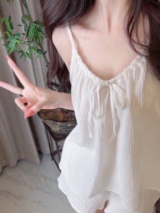 trodbomb's tweet photo. この色お気に入りなの♡      

おじさんから見たらどうなんだろ…🙂 https://t.co/s3HlOx1kNC