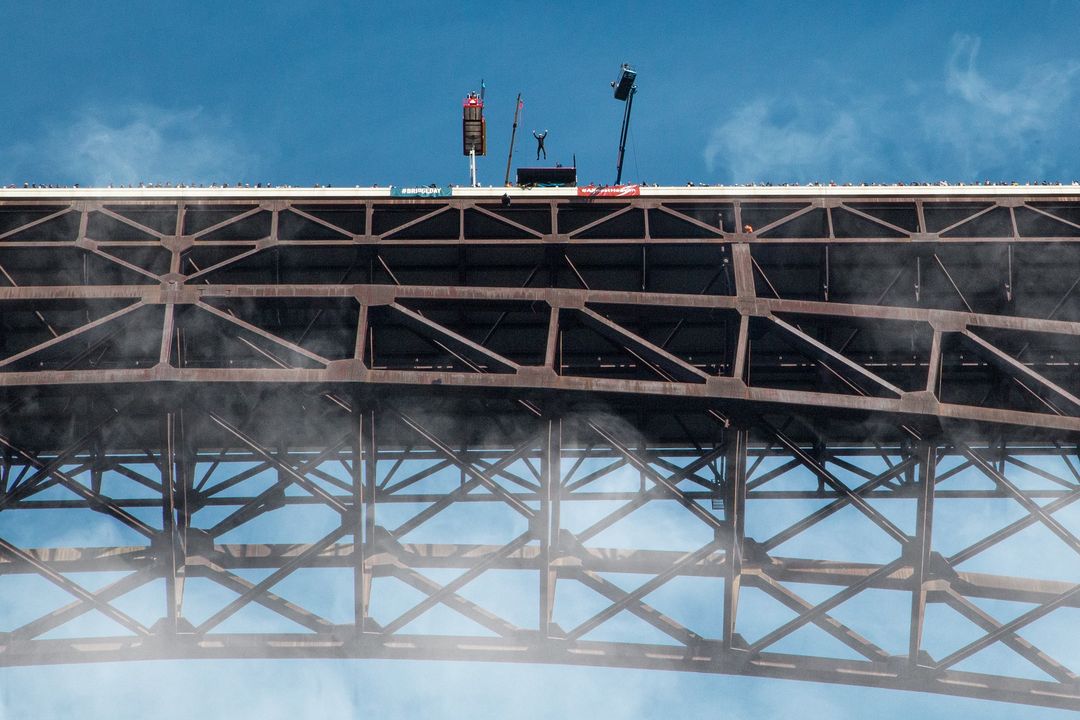 bridgeday's tweet photo. Ever considered a tandem BASE jump?  If you don't meet the necessary requirements to go at it alone, you can purchase a tandem jump and experience the feeling of flying.
https://t.co/mUmls9ZdMZ https://t.co/1qj8dKaRWH