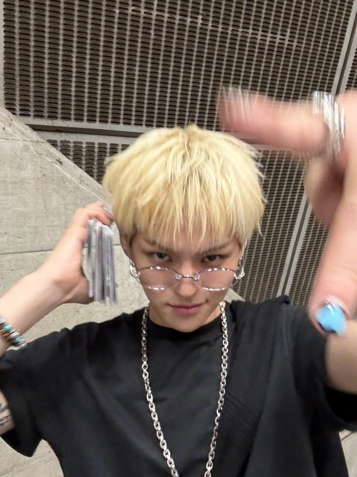 chipnuna's tweet photo. i swear, everytime i watch tmap, i just know the team with yoshi in it will always win. even in individual games, this man somehow always wins! i'm gonna use his pc as my lucky charm from now on 🍀 https://t.co/wNHxybAHGf
