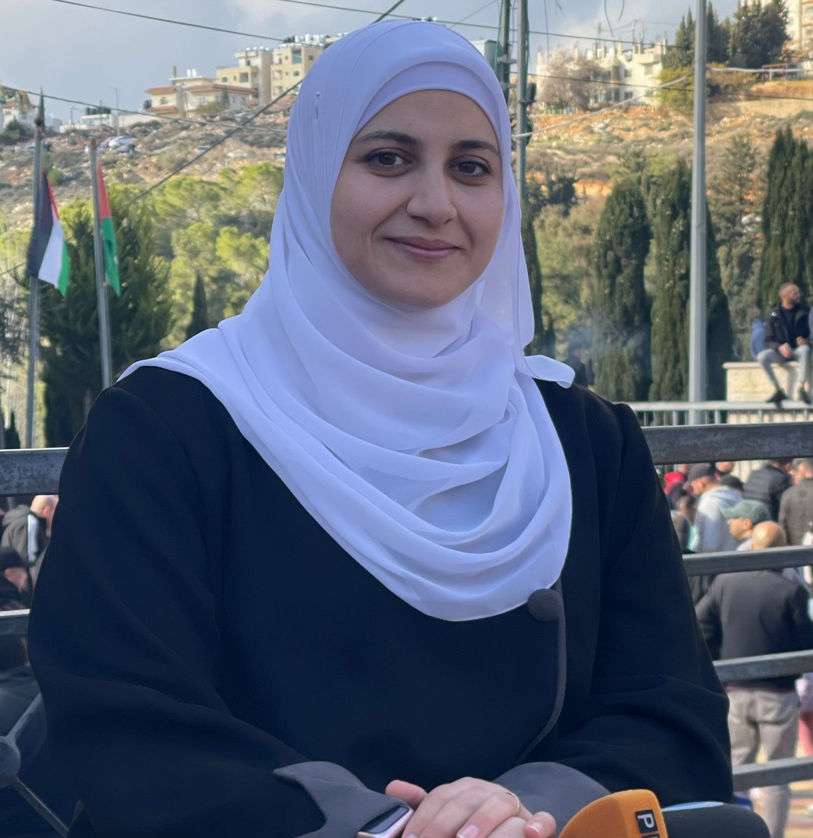 AbubakerAbedW's tweet photo. It's worth noting that freelance Palestinian journalist Naqaa Hamed, kidnapped yesterday by Israeli forces, is an American citizen. She's also a mother of three children. 

She's now in a detention centre and is very liable to unlawful administrative detention. https://t.co/pdpMY54Q1O