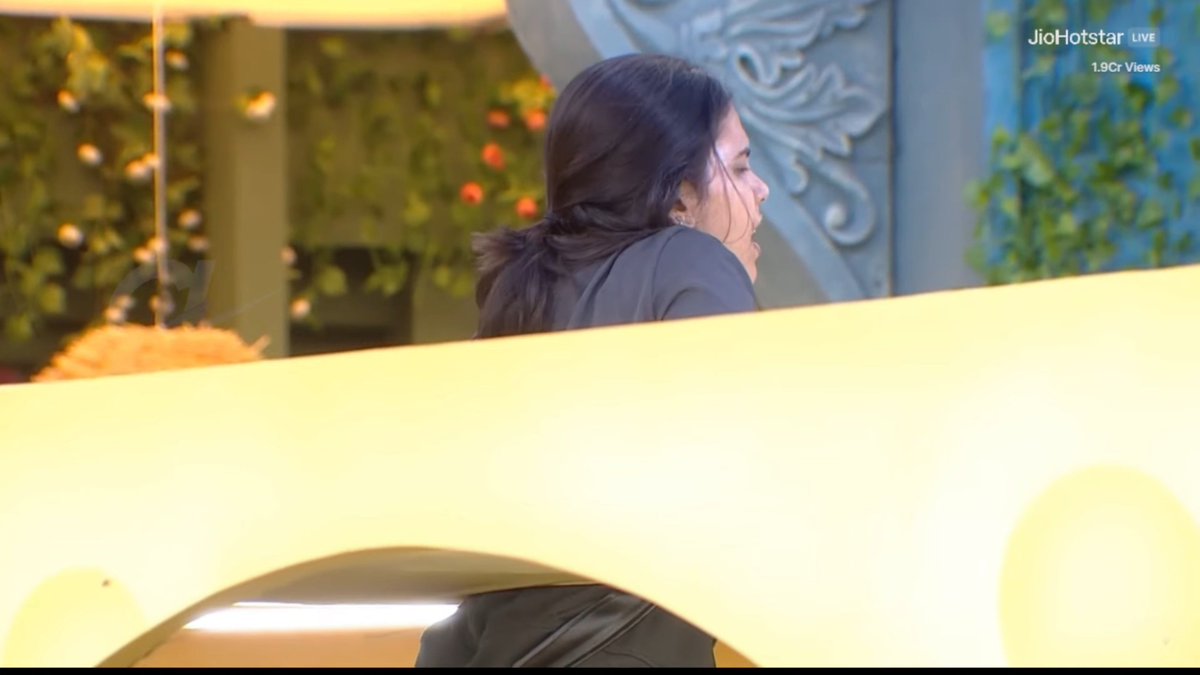 Rasigan_022's tweet photo. Sha π₯ Ga
That's it.. that's the tweet.!!
#ShaNation #BBTamil10 #BiggBossTamil10 https://t.co/9iOOgGoTO4