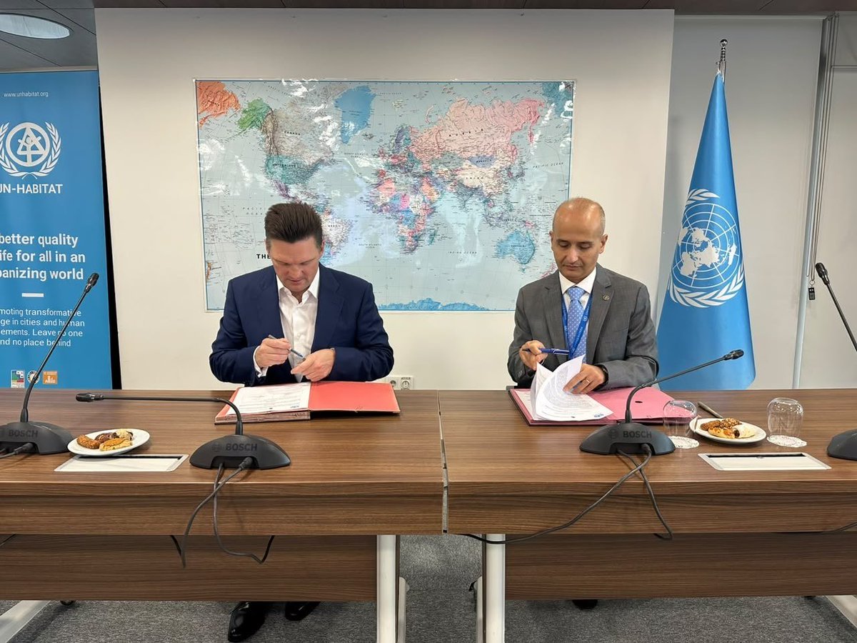 edb__official's tweet photo. Today in #Türkiye, the Eurasian Development Bank signed a Memorandum of Understanding with @UNHABITAT (United Nations Human Settlements Programme), strengthening cooperation on urban development across the region. https://t.co/AlcRyoVgoN