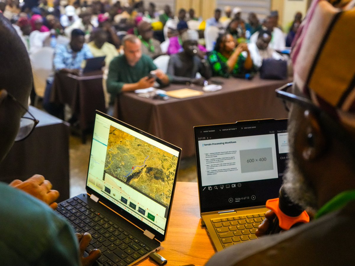 UNOPS_WestAfr's tweet photo. 🌍 Tackling erosion requires more than just infrastructure. It requires strong institutional capacities.

@UNOPS WAMCO trainers recently joined the #NEWMAP team in 📍Kano, #Nigeria, for an intensive 3-day capacity development programme! 🇳🇬

#ClimateAdaptation https://t.co/Q5jqtMMV3r