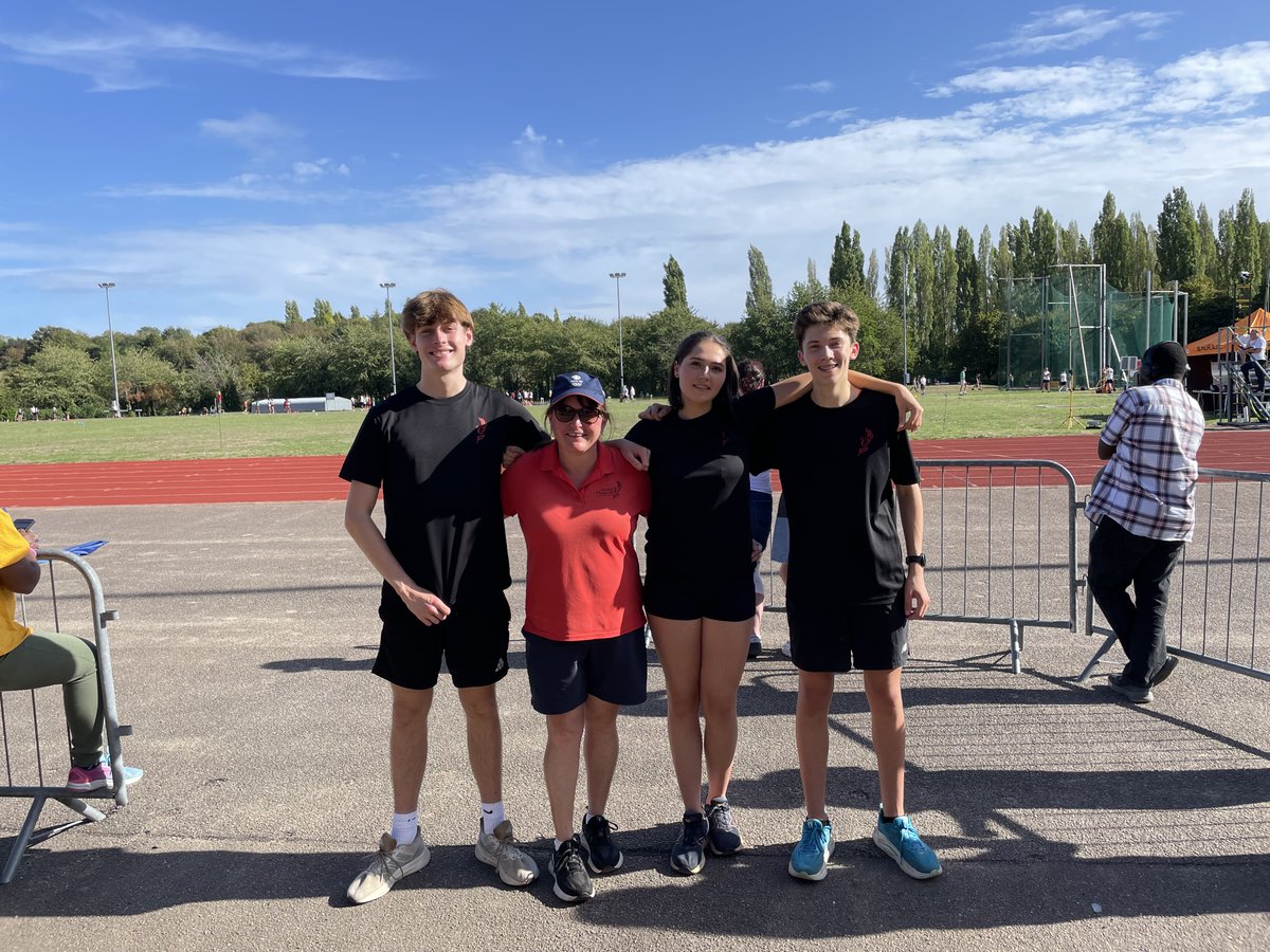 StanboroughS's tweet photo. Mrs Jewell (Stanborough TA &amp; coach at Herts Phoenix Athletics Club) writes: Our boys’ team finished an excellent 7th out of 21 clubs in the Eastern Young Athletes League this season, including 4 Stanborough students! Well done all! https://t.co/BwHEp8Xahj