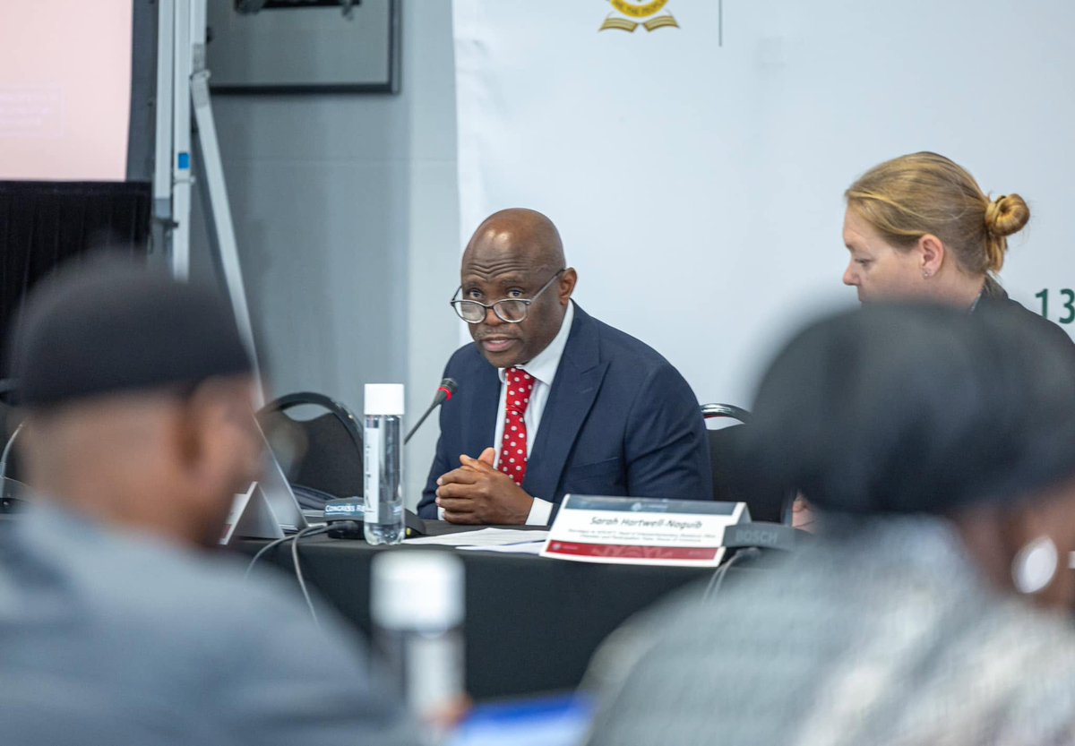 CPA_Secretariat's tweet photo. Parliamentary Clerks share best practice at 69th Commonwealth Parliamentary Conference in South Africa 🇿🇦

60th Meeting of Society-of-Clerks-at-the-Table #SoCATT hosted by @ParliamentofRSA South Africa discussed legislative practices &amp; heard from CPA Secretary-General https://t.co/SciQ5Dyfmg