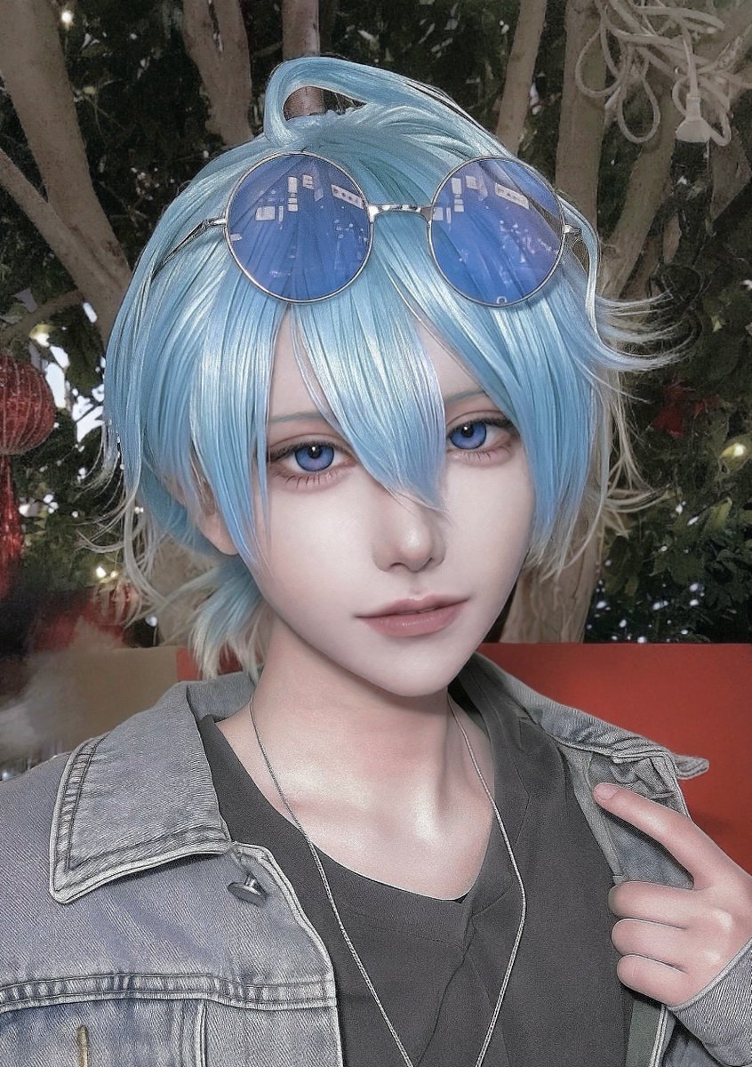 00husky_'s tweet photo. ⚠︎︎cos  お兄さん𓆟 https://t.co/uen1jBvhnh