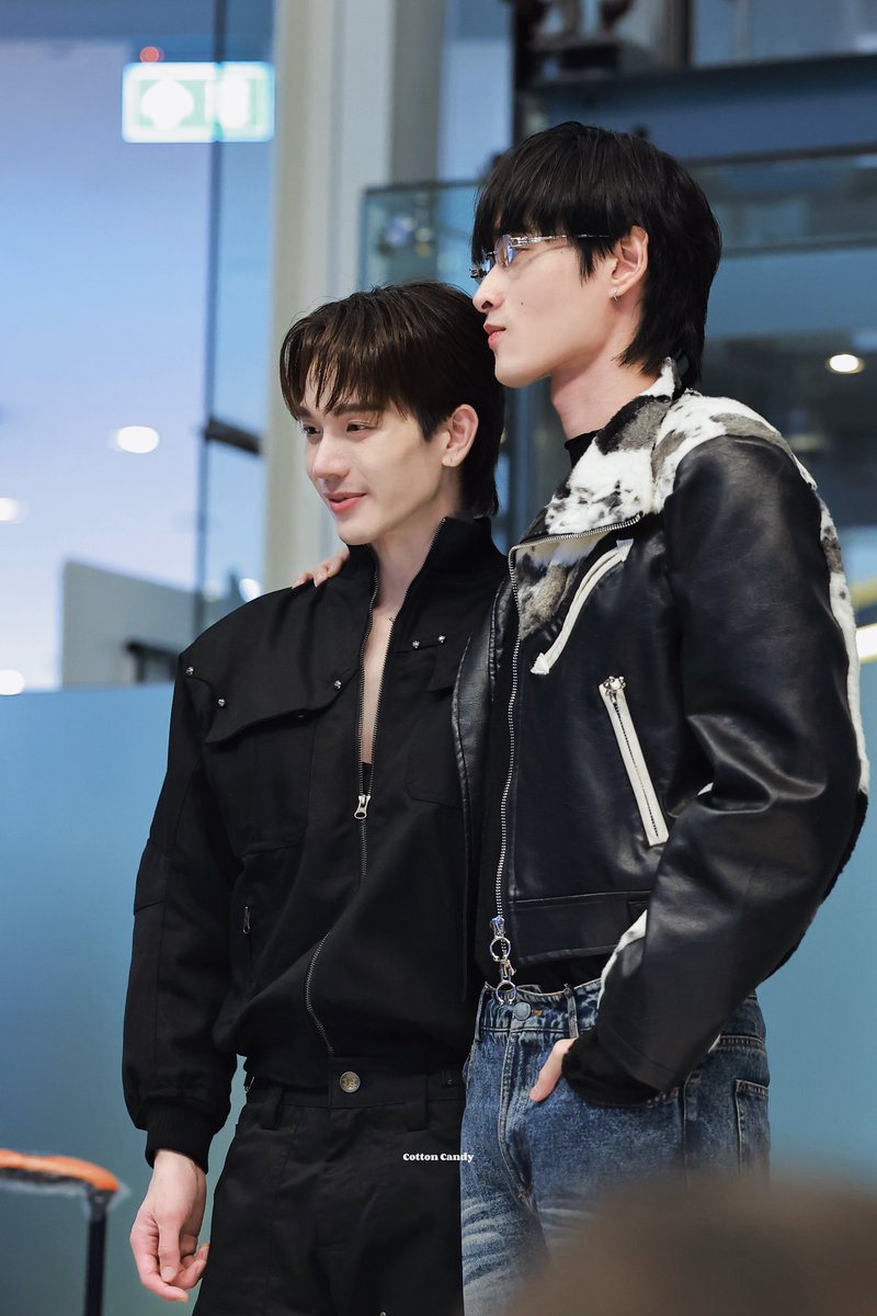 mycottoncandy__'s tweet photo. ไหนใครชอบกินไส้ดิบ 🙈 

Melody in Shadow
#NOURTheSeriesEP6
#bosstongtong #บอสตงตง https://t.co/YhY1Et7gYu