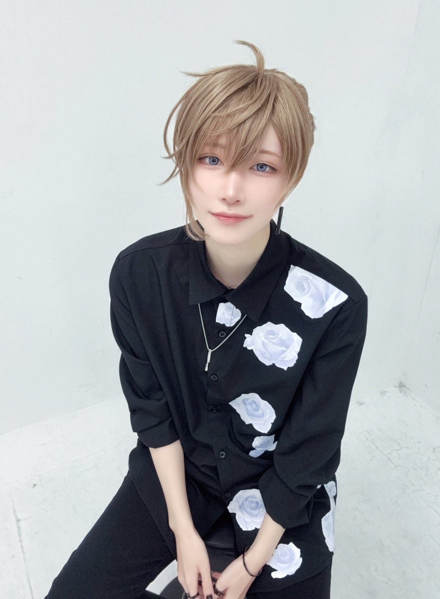 toritori_miyabi's tweet photo. 🔫 cosplay https://t.co/iLcPlVkKgV