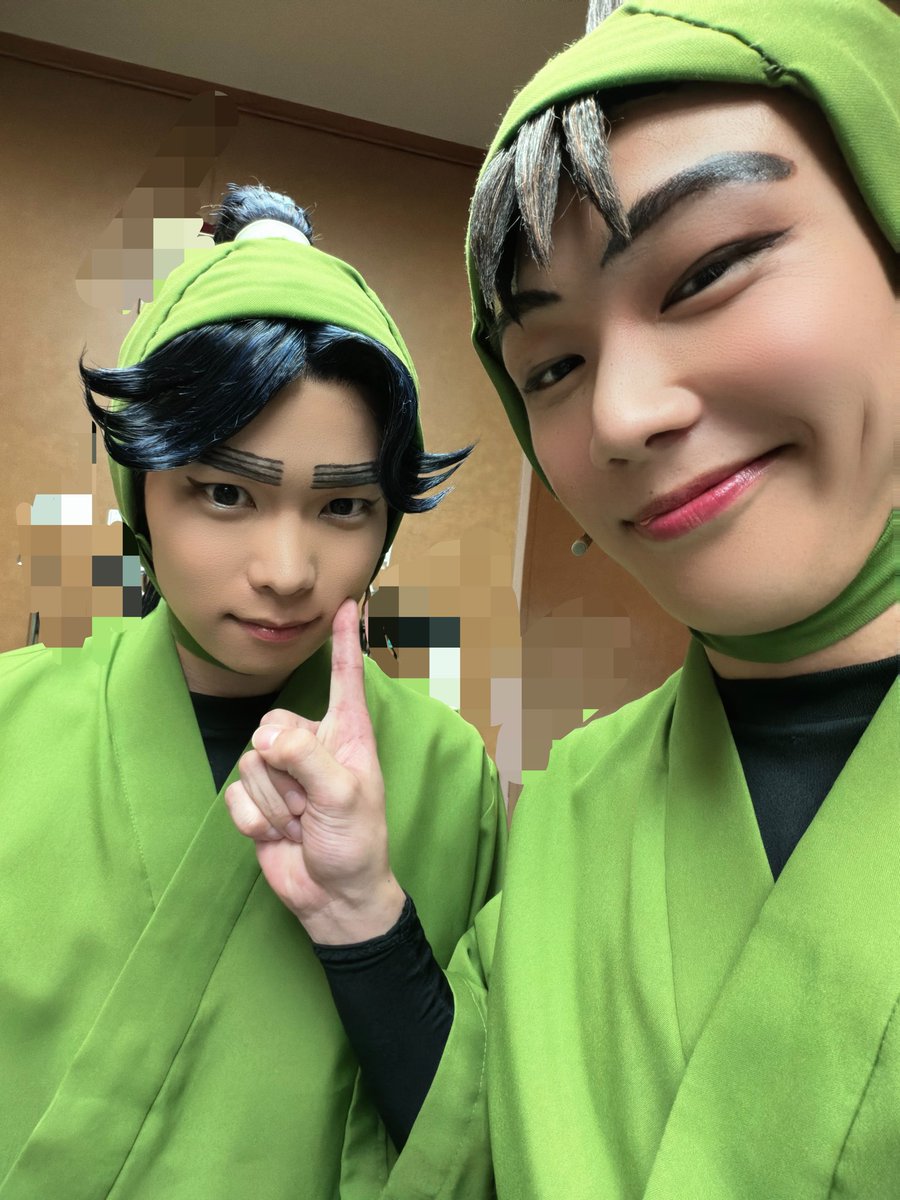 tomoya_isihara's tweet photo. 忍ゲキ思い出振り返ろう
最終日のバスの中でみつこにやっと今年ともやと会わんで済むわ！って言われました
会いたそうなので、今年中にプライベートで
会いに行こうと思います！ https://t.co/2FAtZgwt7O