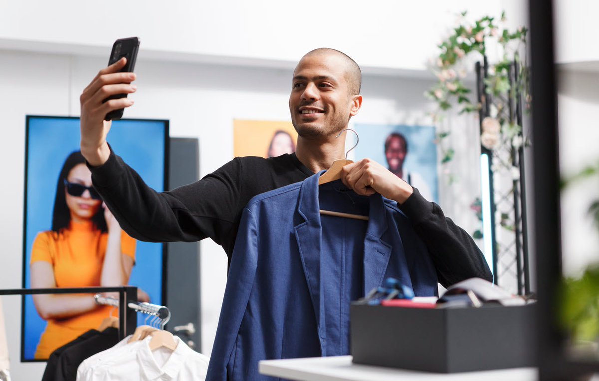 mer_digital's tweet photo. From Followers to Customers: Social Media Strategies for Retail Brands https://t.co/6E5EXSZX1P #socialmediabusiness #socialmediainsight #marketing #facebookadvertising #instagramads #socialcontent #socialmediamarketing #contentcreator https://t.co/8HCspIJdCr