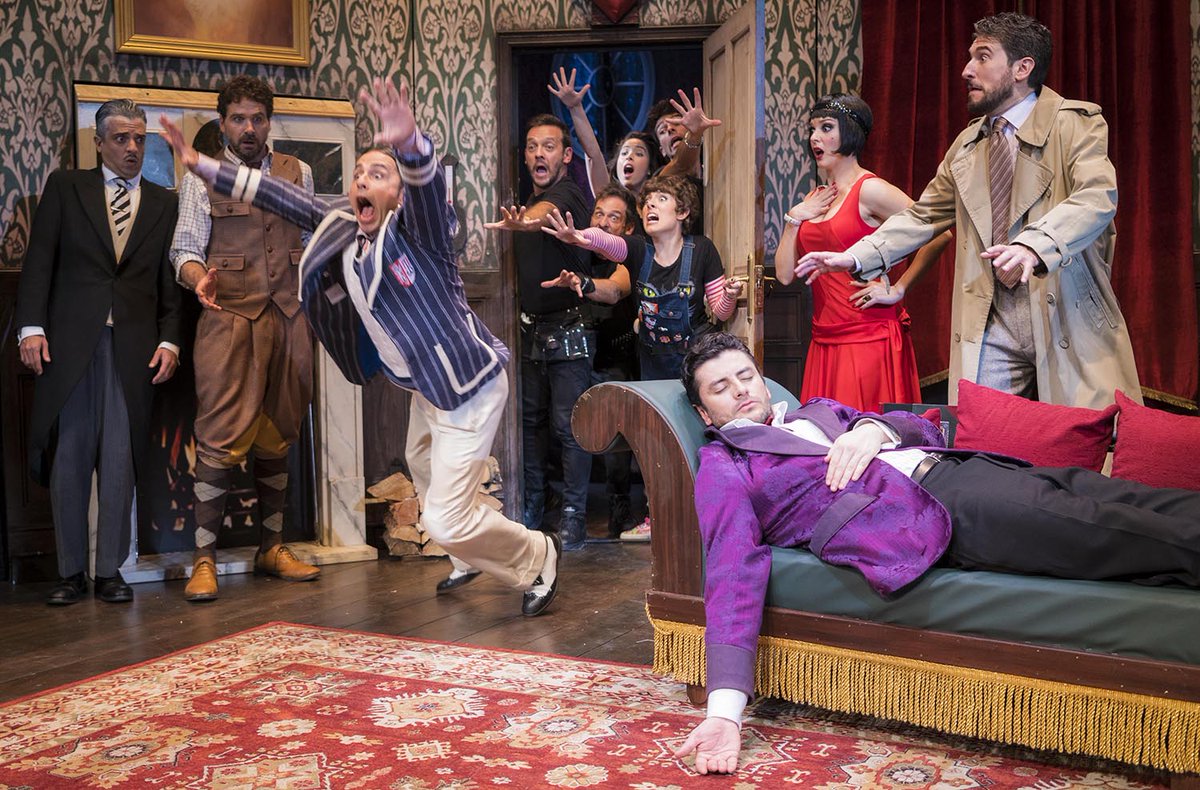 TaquillaCom's tweet photo. 🎭 Lo que puede salir mal… vuelve a salir mal.

‘La Función Que Sale Mal’ estrena su 8ª temporada en el Teatro Amaya de Madrid con una comedia donde nada sale como estaba previsto 😂

🎟️ Entradas desde 17€ con hasta un 25% de dto.
👉 https://t.co/tNFXoCuSFi https://t.co/WDBm5luAgR