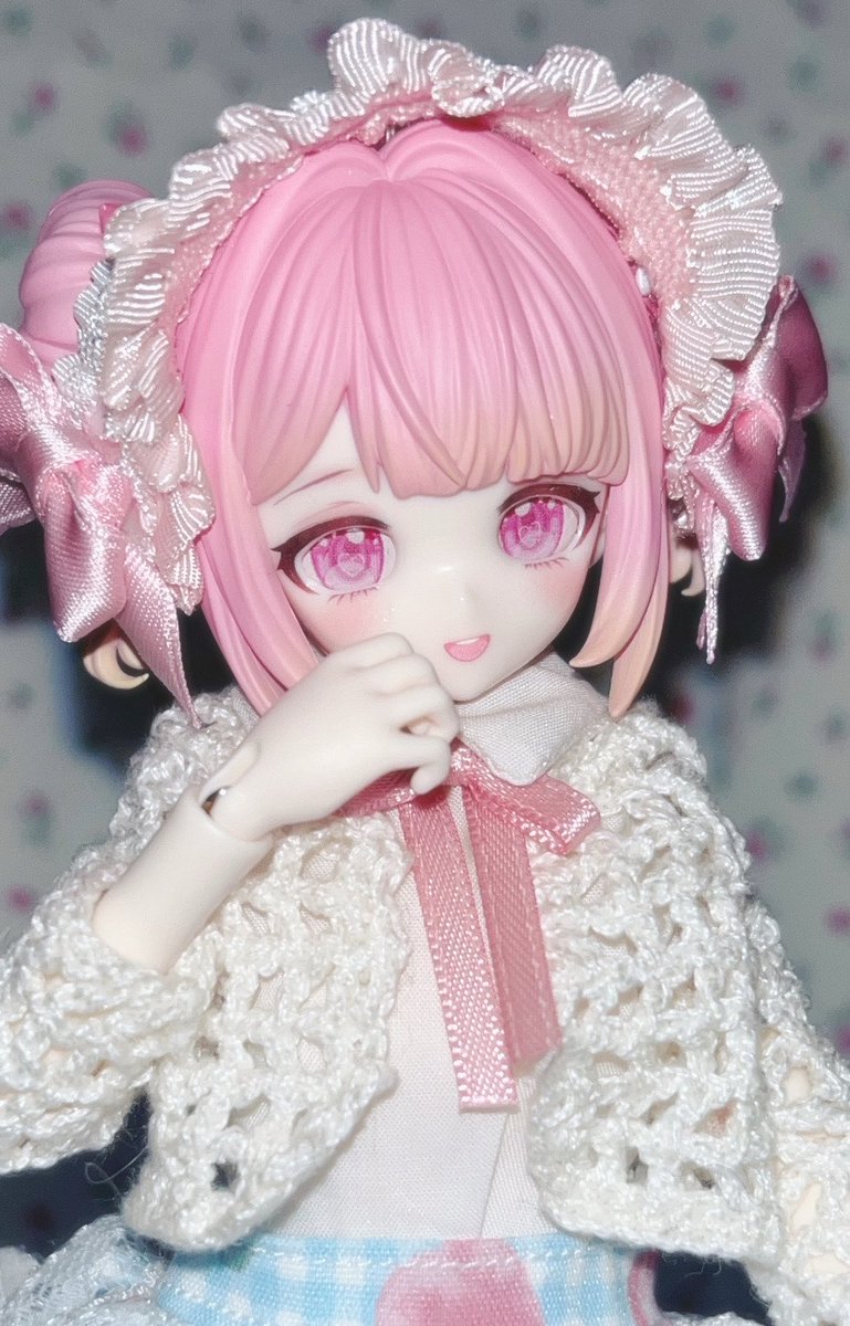 PurplePinkYarn's tweet photo. 由衣ちゃんもカスタムした😊(1⇨2,3,4)
デカールの方が血色感あって良い〜〜非常に好みだ！
.
#ブラインドドール
#EAlike https://t.co/eIOpGhdgz2