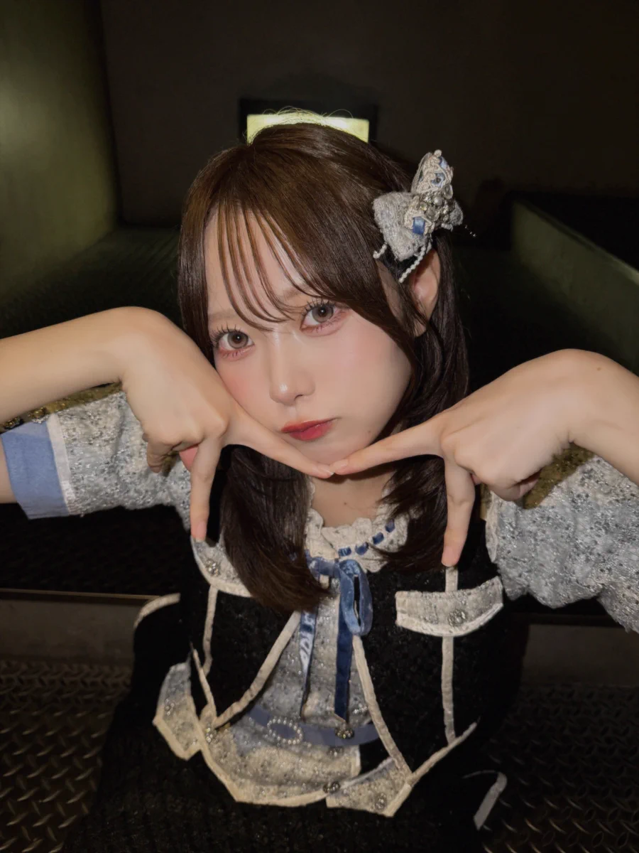 高嶺のなでしこ　橋本桃呼　対バン　チェキ 橋本桃呼 on X: 