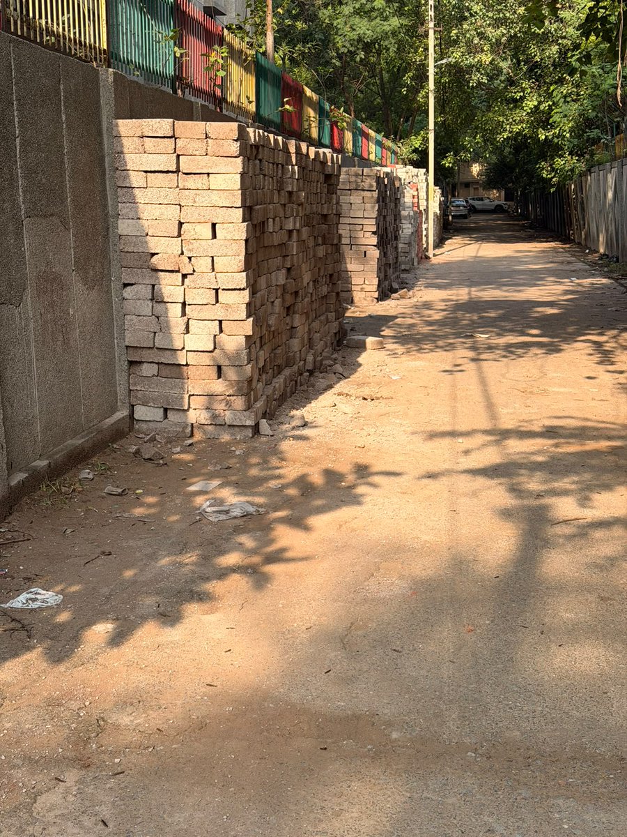 deepakdua2209's tweet photo. @bjpgurmukhsingh team make videos only for votes.. kindly check  #Ward102 @MCD_Delhi office condition in &amp; out-side that office JE &amp; his team cover all road with construction material, outside his office that is totally unsafe for the people who live here / daily walkers. https://t.co/OA2UJTptP7