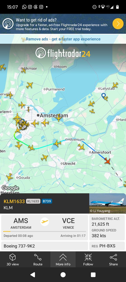 Cor10792734's tweet photo. En weer een KLM Vliegterreur offensief, wat een #vliegherrie schofterig hoe ons dorp en wijken zo worden bestookt.
#StopdeHub ❌✈️❌
#krimpschiphol
@2eKamertweets https://t.co/ozIoOSTn91