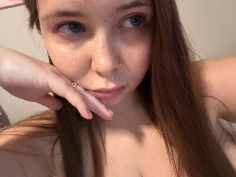 NEOAlyzz's tweet photo. I’ll blackmail the shit outta you while turning your brain into mush, you’ll be my mindless drone for the rest of your life once I’m done with you

cuck redhead Techdom nsfwtwt humiliation https://t.co/44gBZmLqxr