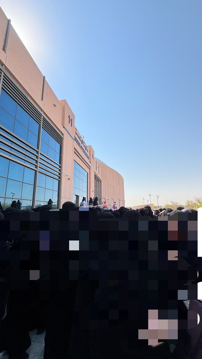 faj_2m's tweet photo. خطة اخلاء ودرجة الحرارة 40
حنا بننجوا من الحريق بس بتذبحنا الشمس https://t.co/o4m8rvmvZI