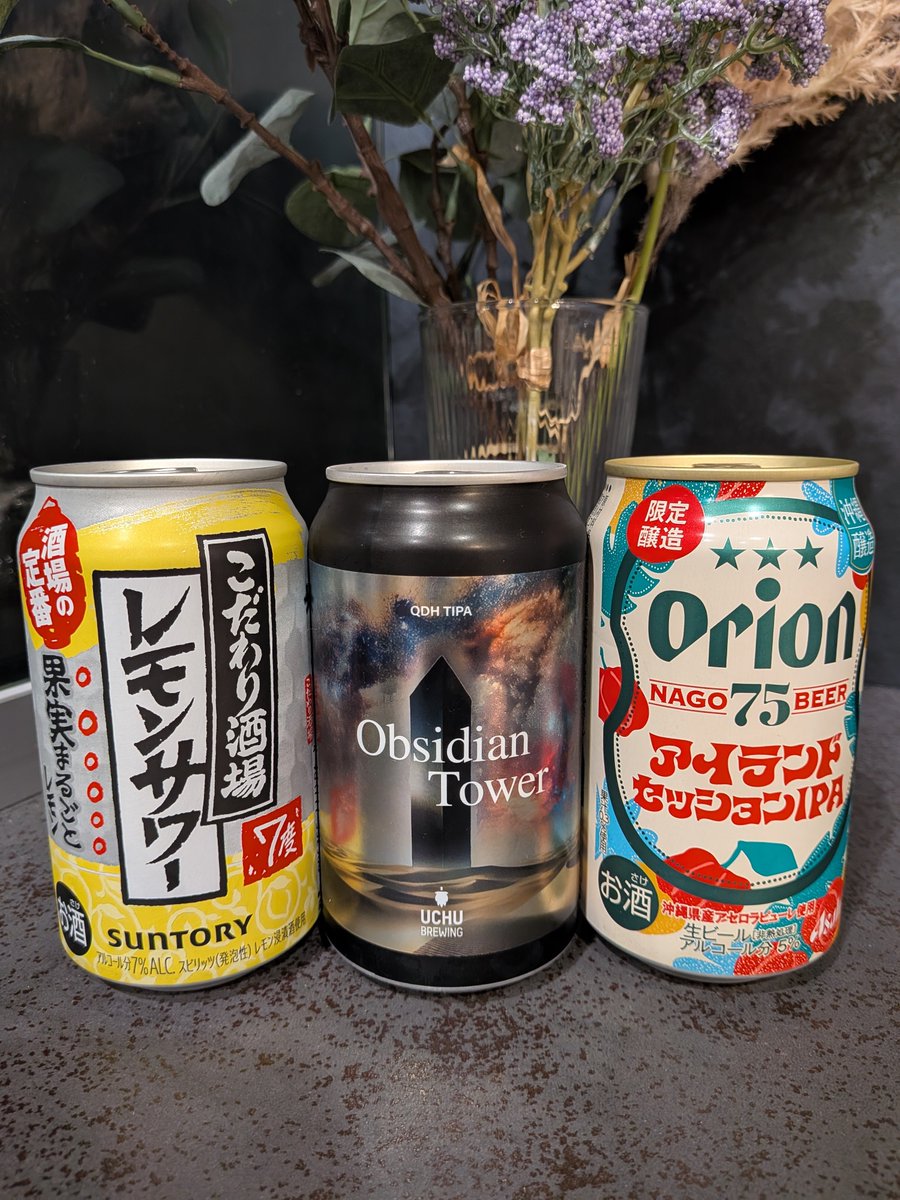 w14oden's tweet photo. 昨日はデッドリフト、懸垂、ダンベル種目を計2時間で鬼の背筋に！

そしてツインテール馬場君に出会った！彼は学生の頃に10円玉を拾った回数が15回という圧倒的な記録を作った猛者で、最近は作った紙ヒコーキに乗って深海の旅に出たらしい！その才能が羨ましいよね😉

酒入れます。 https://t.co/nZU7h9mwCa