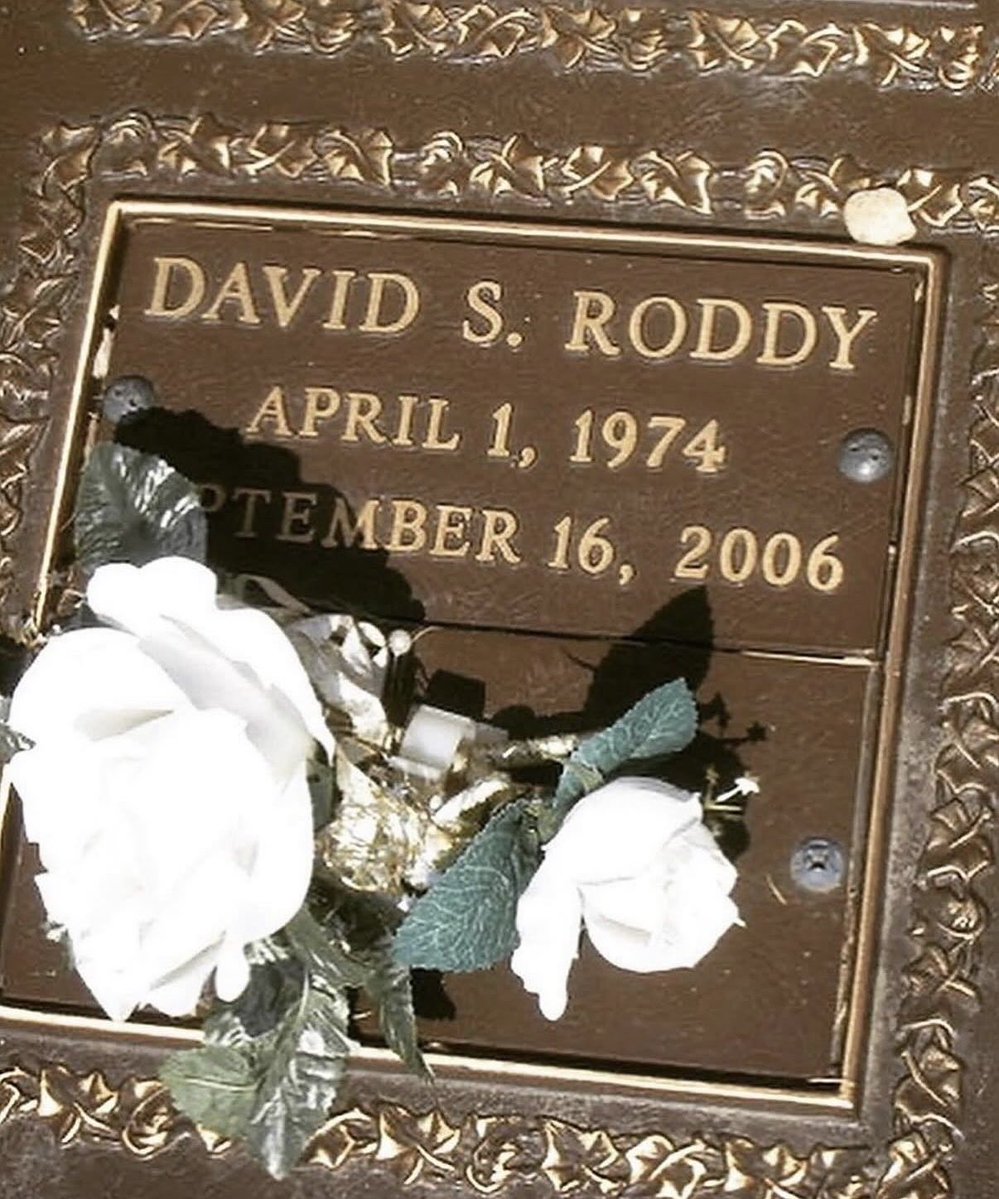 op_hawkeye's tweet photo. 9.16.2006 ~ Petty Officer 2nd Class ET2 (EOD) David Sean Roddy ๐บ๐ธ
#OpHawkeyeRemembers #DavidRoddy #EODMUTWO #NavyEOD #EODWarrior #supportourSOFcommunity #Operation_Hawkeye
๐ https://t.co/kalJCwBg1m
๐ผ๏ธ https://t.co/DhmstbtKY6
๐ https://t.co/htTasFyRVV https://t.co/7vk3aW9uvt