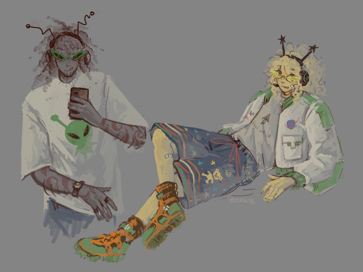 zisecerise's tweet photo. aliens outfit #paycheck https://t.co/MHawN5Dszq