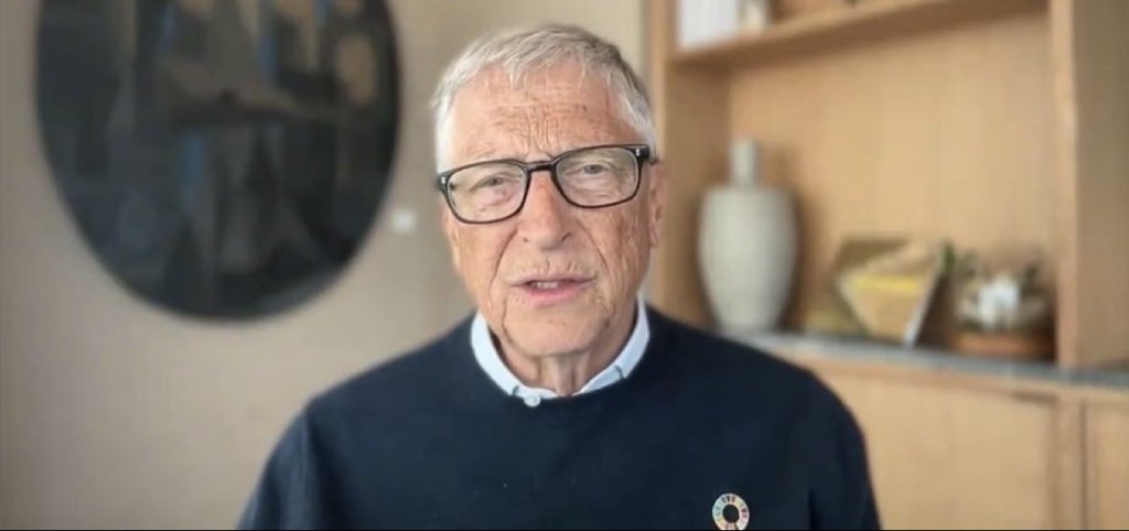Ivankarvtrump's tweet photo. 🚨BREAKING🚨

Man who pushes depopulation and got caught in the Epstein files is now calling for an International Organization’ to Regulate AI to protect mankind.

Do you see it? https://t.co/1jQnwSQGEE