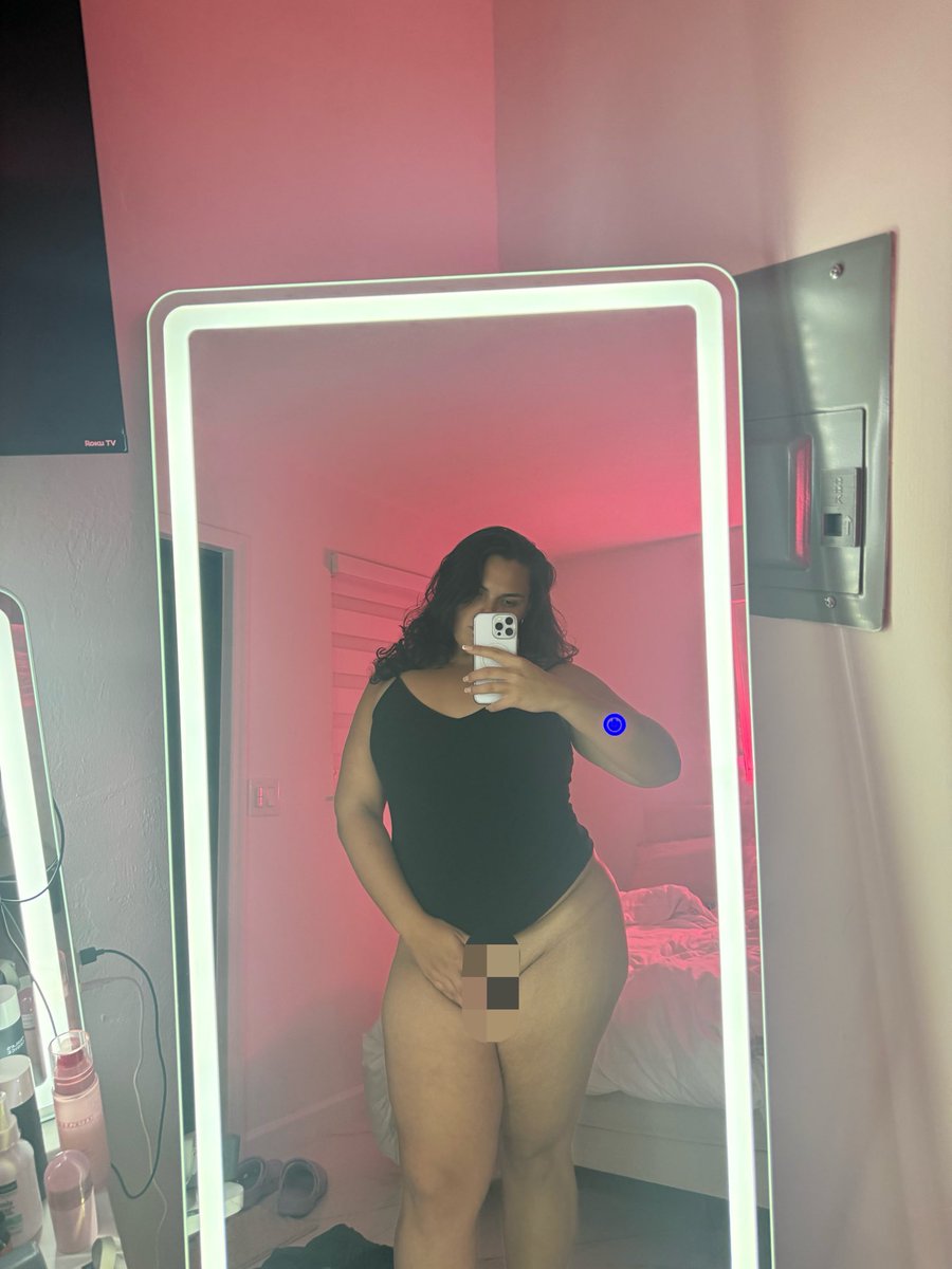 xplicitvane's tweet photo. 5’10 but you can still tell me what to do 🥺 https://t.co/NFI4avBFml