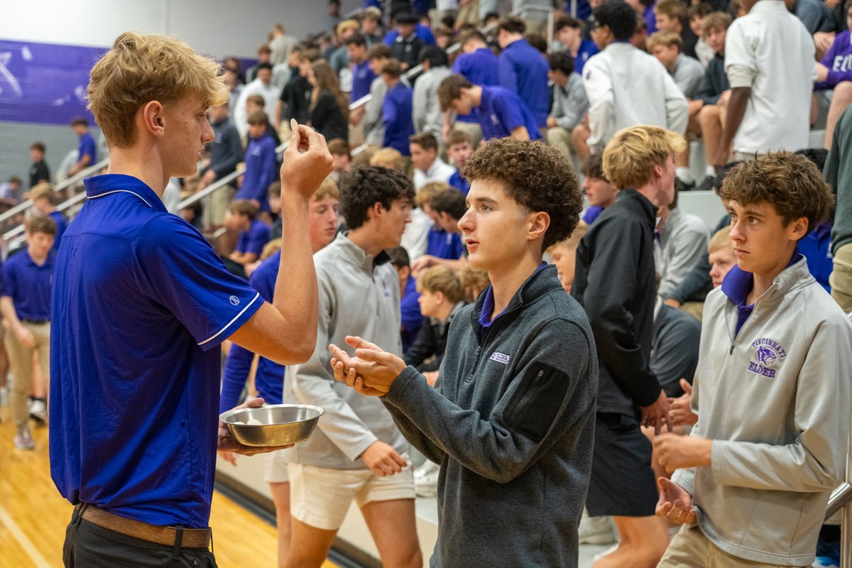 ElderHighSchool's tweet photo. We gathered as a school community to celebrate Mass together.

Today’s First Reading, 1 Corinthians 12:31–13:13, reminded us of what it means to truly live with love: to be patient and kind, to put others before ourselves, to forgive, to seek truth, and to continue loving others even when it is difficult.

A powerful reminder that love is not simply something we feel; it is something we choose to live out each day.

#Altiora