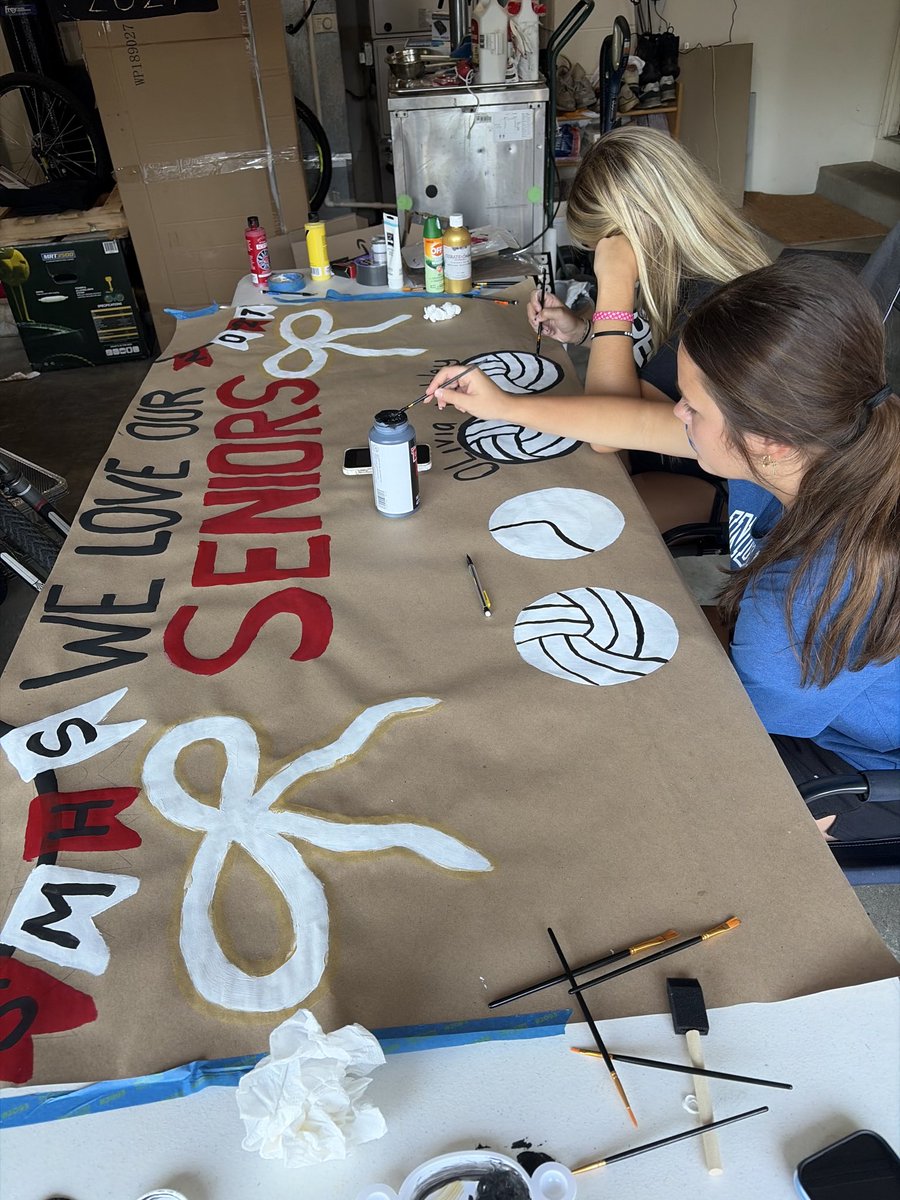 scecinavb's tweet photo. ⭐️Like, share, repost⭐️

Tomorrow is Senior Night 🎉

This special event will include your 4️⃣ varsity volleyball stars, the Scecina band, and the Scecina cheerleading team. 
 
In advance we’d like to thank the rest of our program, including the parents, who have worked extremely hard to make tomorrow night epic🙏

Come join us! Varsity starts at 7, but arrive by 6:30 for a special presentation‼️