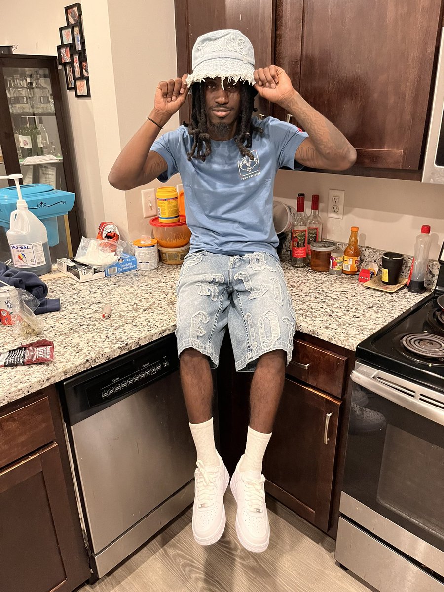 Rayfwfe's tweet photo. ColdheartCrippin!💔🥶👿😈🍇 https://t.co/Rehg8RSzmo