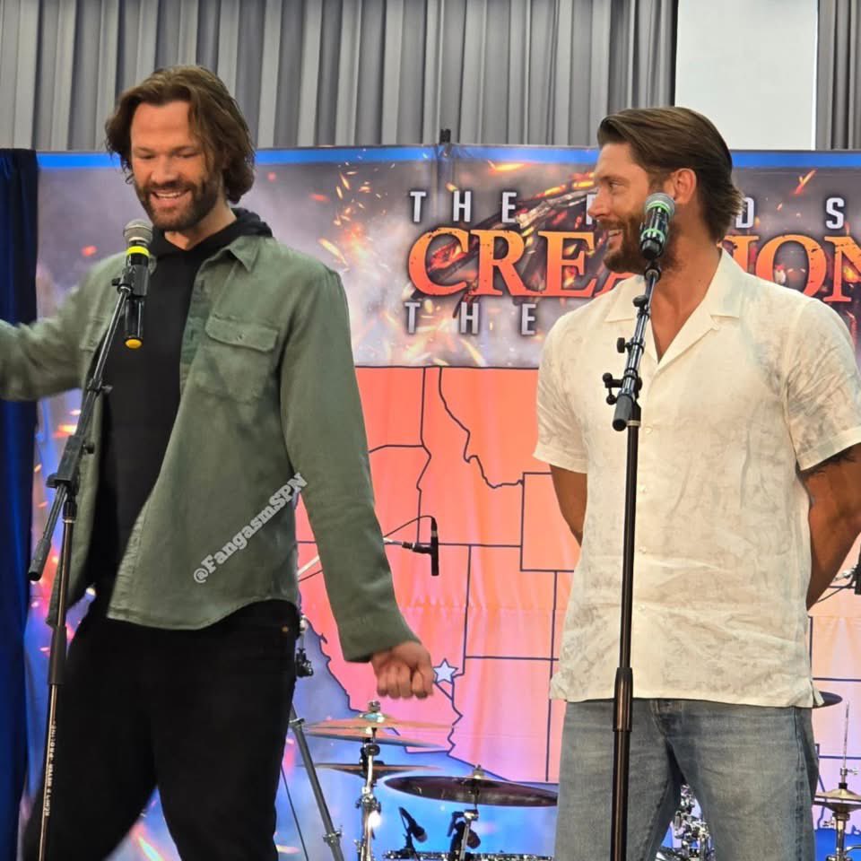 jackyharder's tweet photo. SPN Orlando 2026  thanks you boys mega super good show @jarpad ❤️🫶🏻 &amp; @jensenackles 💙🫶🏻 Gold Panel  #SPNOARL 

#jaredpadelecki #jensenackles #spnfamily 

https://t.co/YfEWAH55I8 https://t.co/HmReEN9ojS