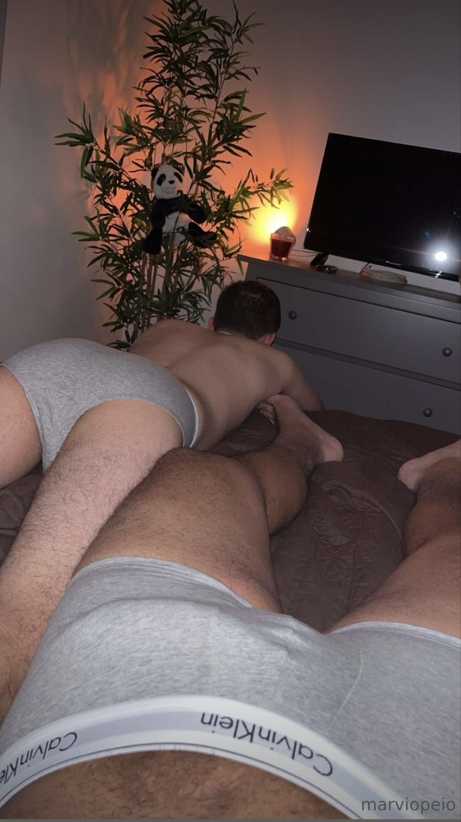 marviopeio's tweet photo. On est grave horny ce soir 😈🥵

https://t.co/W8NCL7P4mQ

#nude #gay #gaycouple https://t.co/uBgHjxPr9R
