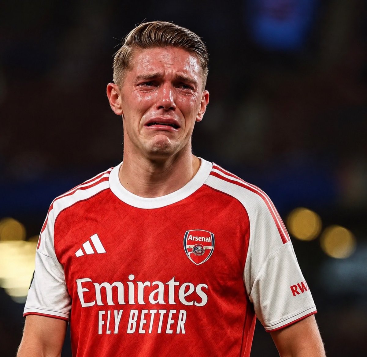 ArsenalNews_Hub's tweet photo. 🚨🔴⚪️ I SAW A POST BY @EduardoHagn — AND THIS IS WHERE THE GYÖKERES DISCUSSION GOES WRONG.

People are talking as if Viktor Gyökeres has suddenly become a bad footballer because he is struggling for confidence.

Let’s remember what actually happened last season.

Gyökeres scored 14 Premier League goals in 36 appearances as Arsenal won the title — Arsenal’s first league championship in 22 years. 

He also scored 21 goals across all competitions for Arsenal in 2025/26 according to the season statistics. 

Those goals were not irrelevant.

They were part of the team that lifted that trophy.

And before Arsenal even signed him, the Premier League highlighted that he had scored 54 goals in 52 matches for Sporting the previous season. 

So suddenly he “isn’t suited to Arsenal”?

Come on.

A player doesn’t go from scoring goals at that rate to forgetting how to play football overnight.

If Gyökeres is struggling, help him.
If his confidence is low, build him back up.
If the system isn’t getting the best out of him, find ways to maximise his strengths.

But constantly telling the player he can’t do this, can’t do that and should move elsewhere is not analysis — it’s piling more pressure onto a player who already needs confidence.

We cannot celebrate his goals when they help us win the league and then rewrite history the moment his form dips.

Gyökeres helped us become champions. He deserves our support now.

🔴⚪️ Back the striker. Back the player. Back our own.

#AFC #Arsenal #Gyökeres #COYG