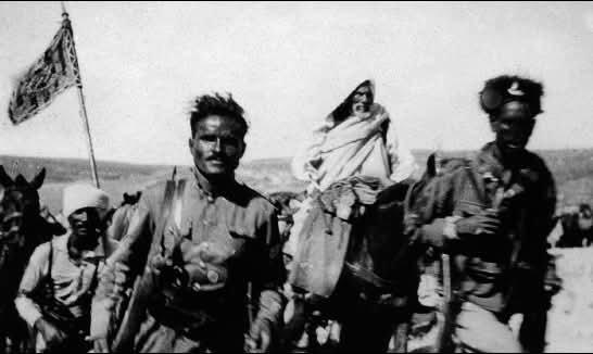 al_bashbash's tweet photo. وقد نشراها في كتاب لا يقل نصه أهمية عن صوره.
Il leone, il giudice e il capestro: Storia e immagini della repressione italiana in Cirenaica (1928-1932)

فيما يلي أهم مجموعة من الصور والتي تخص شيخ الشهداء عمر المختار، وهي نحو 30 صورة استثنيت منها قليلا من الصور (الاستشهاد) https://t.co/geqod8Kjj5