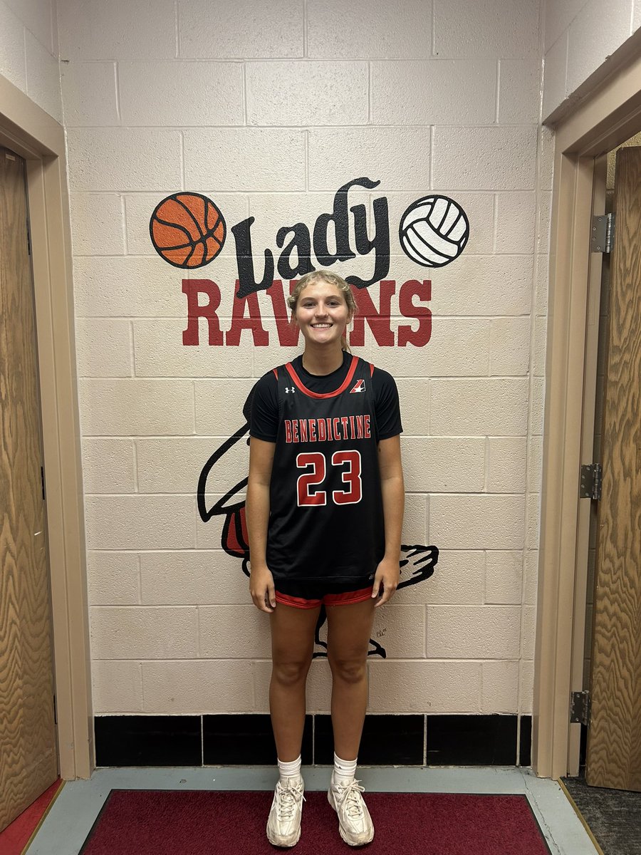 caroline_rueger's tweet photo. I had a great visit on Monday at Benedictine college!! I’m so thankful for the coaches inviting me. I learned a lot about their school and basketball program. @Raven_WBB @sjagirlsbball @MokanGirls https://t.co/NvVAsJaNhX