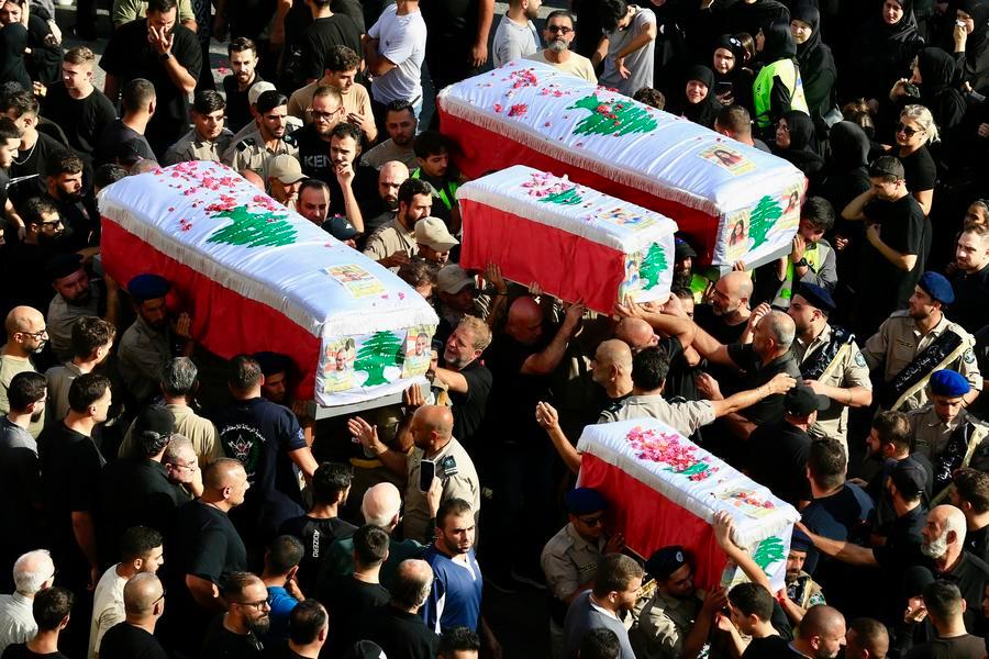 XHNews's tweet photo. In a firsthand account, a Lebanese woman describes her decision to stay in the conflict zone to care for the dead and prepare them for burial https://t.co/Mfzsl9HWdV #LetterfromMideast #MideastStories https://t.co/PfVaELPLJt