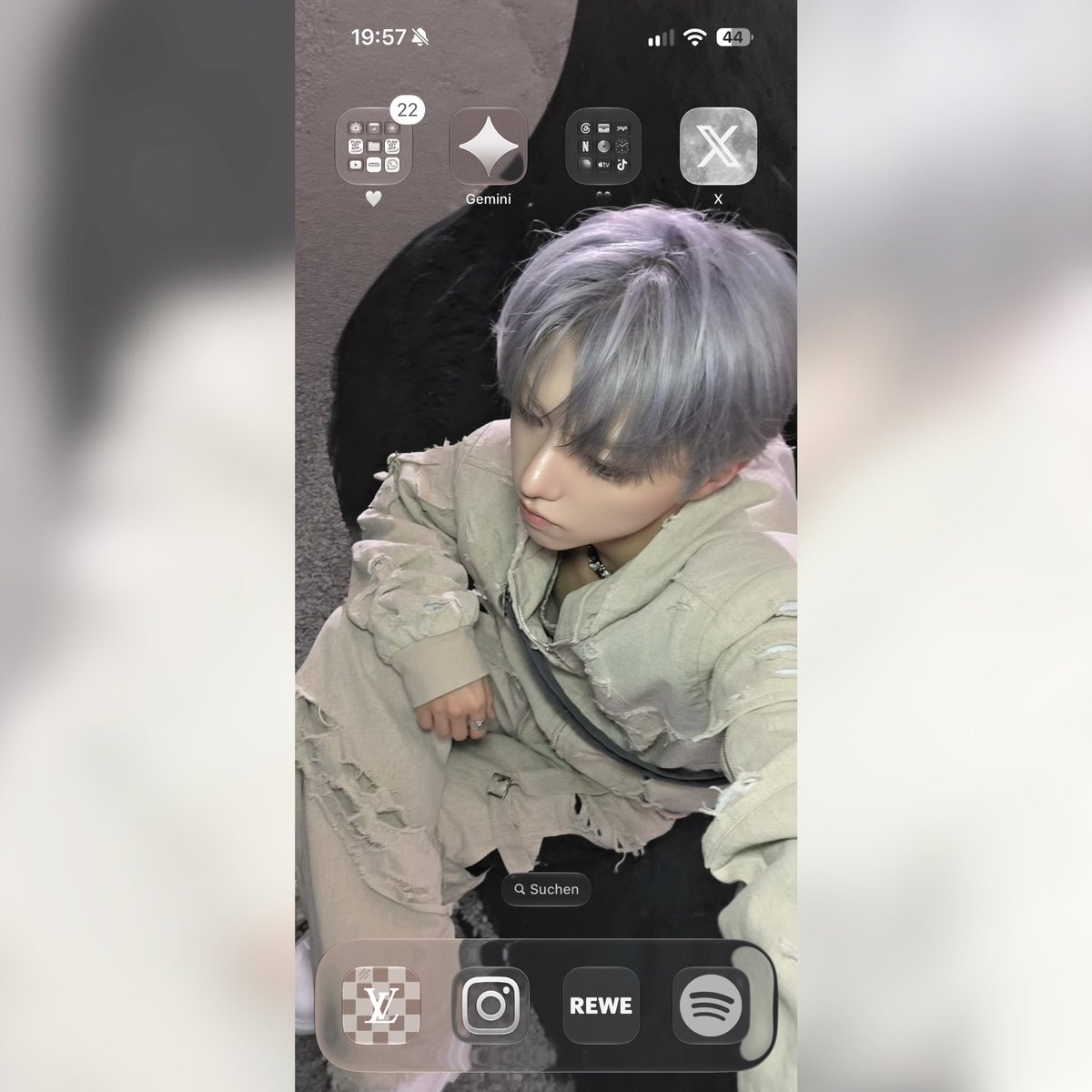 kunhoonnbiased's tweet photo. New layout, new fave aesthetic π©Ά ON:N looking so good as my new phone setup!
#ALL_HOURS #μ¬μμμ¦ #ON_N #μ¨ #UNBOUND #KpopLayout #PhoneSetup #Lockscreen https://t.co/VVIqmOzbyx
