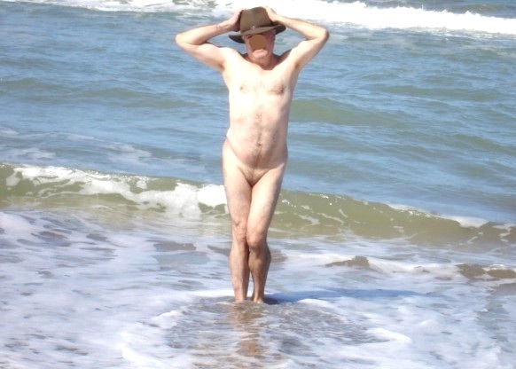 AlejandraG10683's tweet photo. Bien trola en la playa https://t.co/nT5CehMGHu