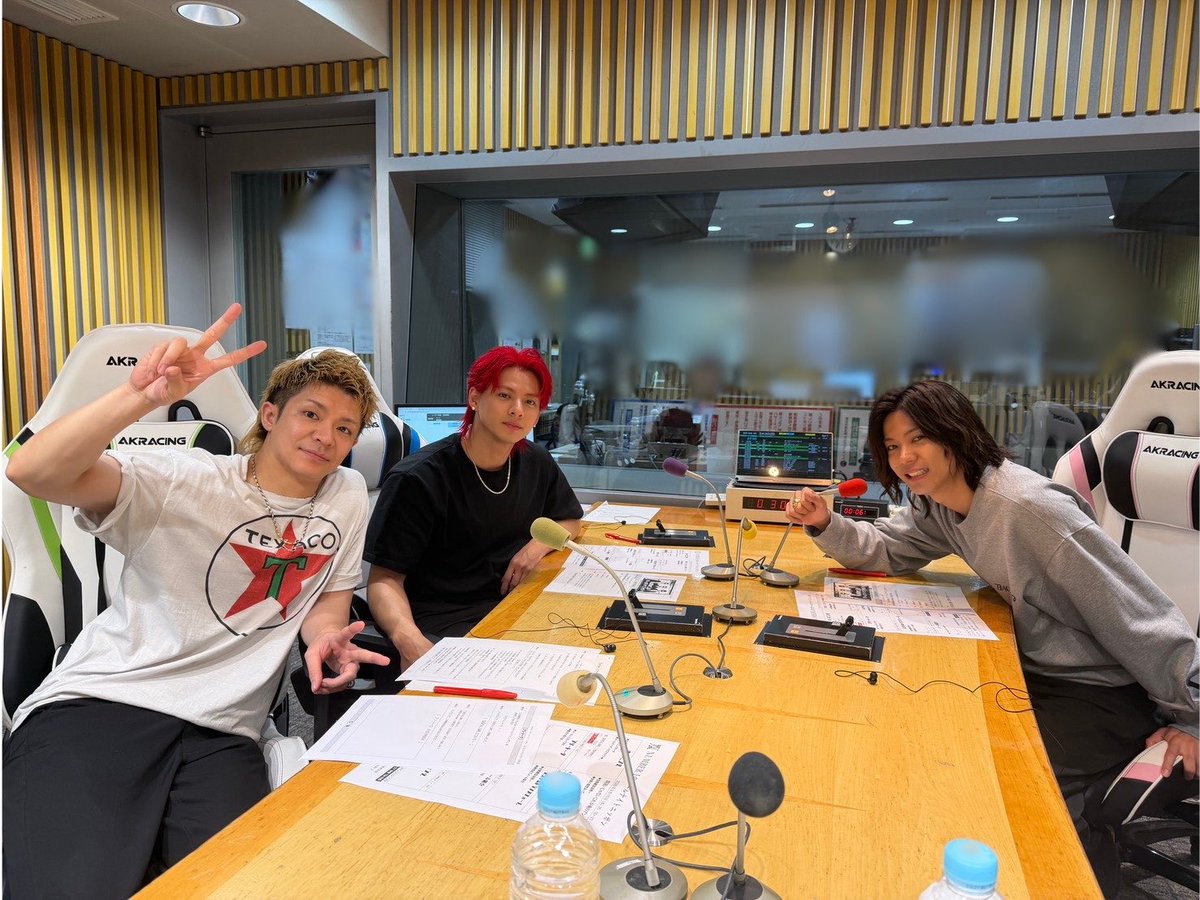 number_i_offic's tweet photo. Thank you #オールナイトニッポン !
#Number_i_ANN

「REBON / BUGS LIFE / DIGITAL GIRL」
🎧Pre-add, Pre-saveはこちら
▶︎https://t.co/vi4xjnPDe2

💿ご予約はこちら / Pre-order🛒
▶︎https://t.co/cBoJPyJfUY

#Number_i
#Ni_REBON_BUGSLIFE_DIGITALGIRL https://t.co/jM7Wv9ky3r