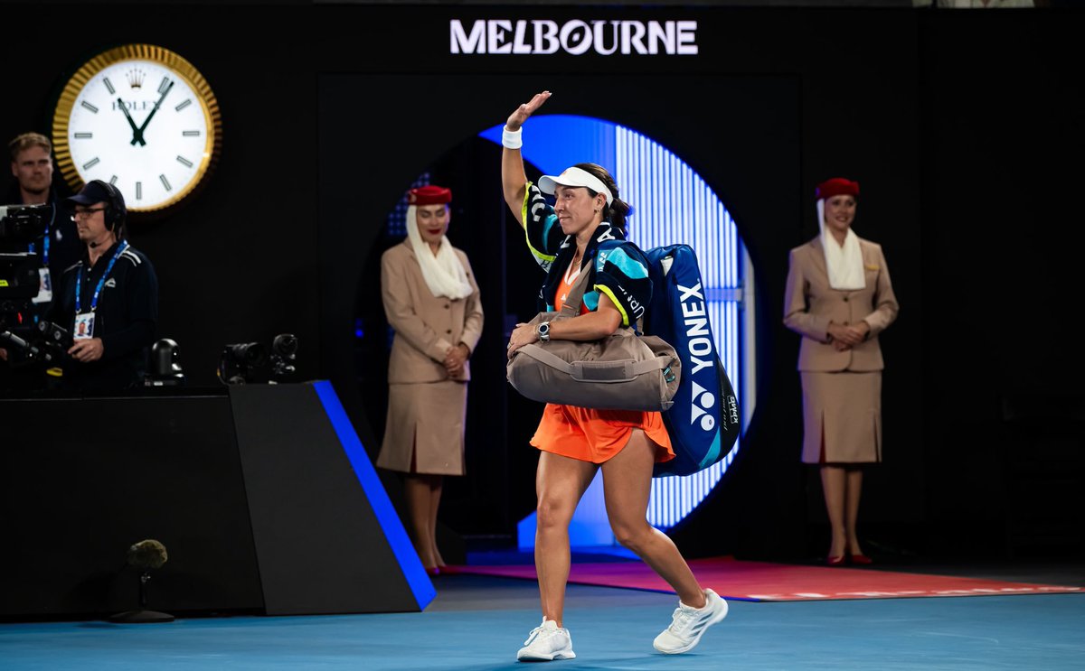 JPegula04's tweet photo. Didn’t go my way tonight, didn’t bring the level I wanted, but this sport doesn’t really owe you anything. That’s the hardest part. Doing everything I can to get better &amp; grateful for it all 🫶🏼 thank you @AustralianOpen and well played to Elena. https://t.co/OPHTBLaDCh