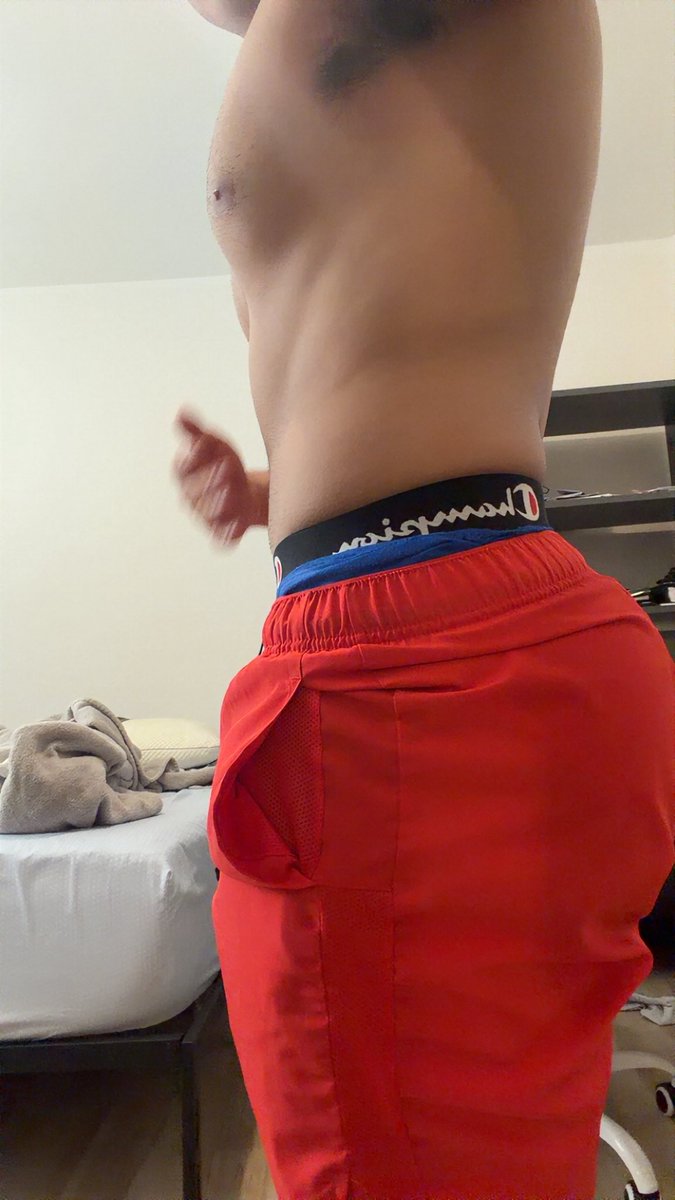mexxpapi's tweet photo. Hammies and back https://t.co/nxT4hCdrRu