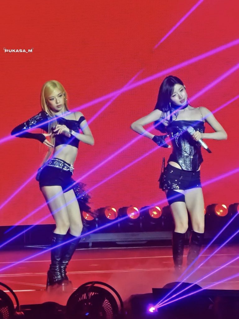 Rukasa_m's tweet photo. RUKASA dance so perfectly in sync🖤 https://t.co/8oQe67QdND